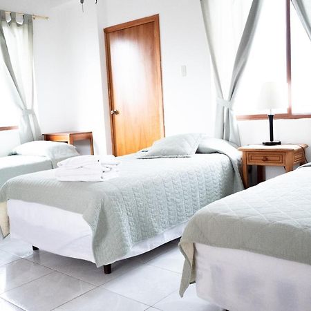 Hostal Santa Maria Floreana Kültér fotó