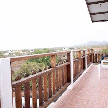 Hostal Santa Maria Floreana Kültér fotó