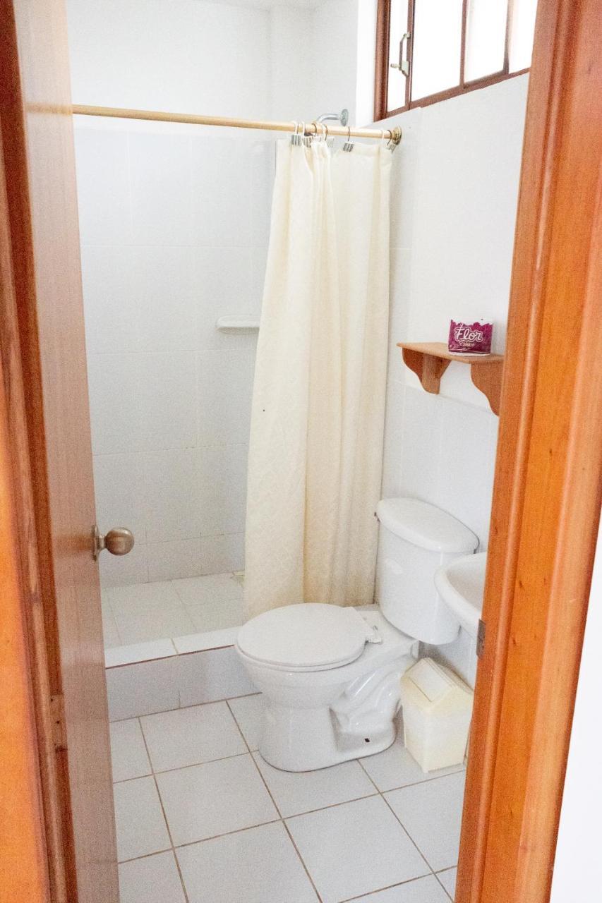 Hostal Santa Maria Floreana Kültér fotó